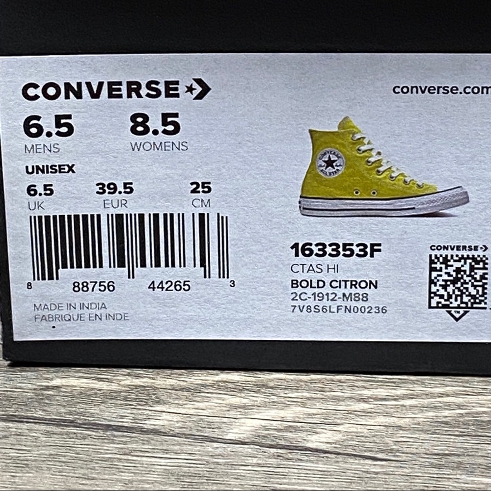 NEW Converse Chuck Taylor All Star High Tops - Picture 9 of 10